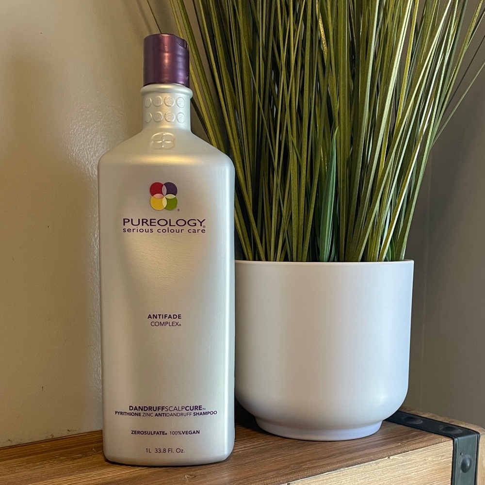 Pureology Antifade Complex Dandruff Scalp Care Shampoo - White and Purple